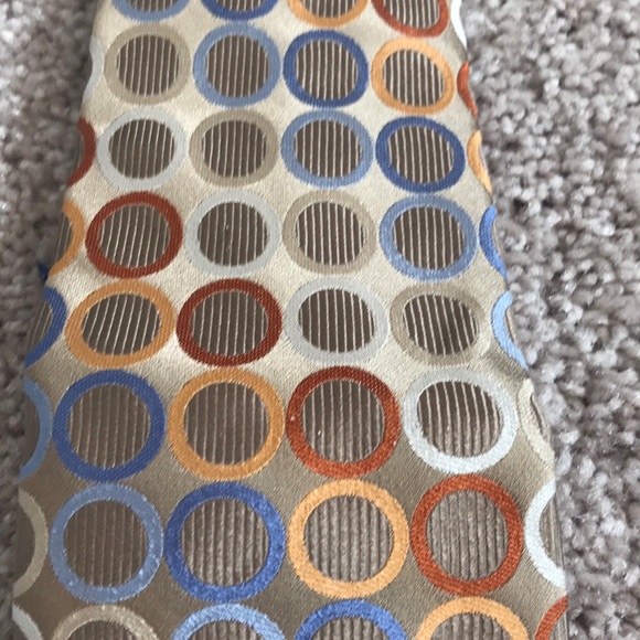 Michael Kors tan tie! - Picture 2 of 5